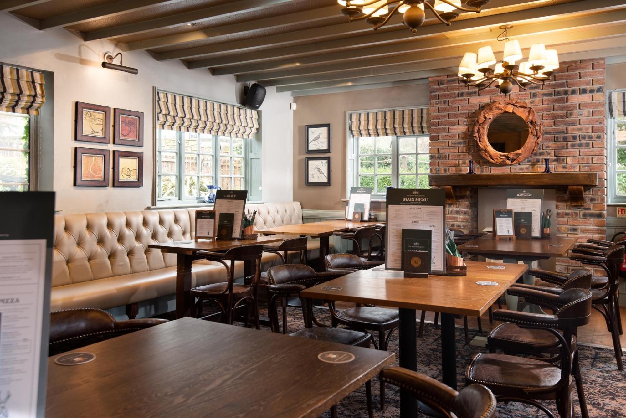 The King'S Head Inn - The Inn Collection Group Грейт Эйтон Экстерьер фото